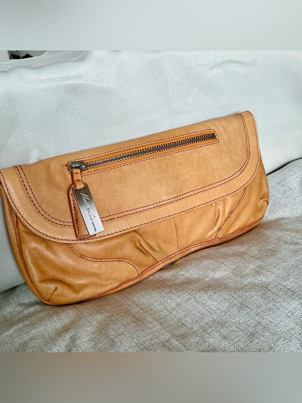 Kenneth Cole New York Tan Leather Oversized Foldover Clutch Bag EUC